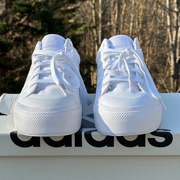 NEW Adidas Womens Bravada 2.0 Platform Casual Sneaker - Size 10.5 - Picture 3 of 9